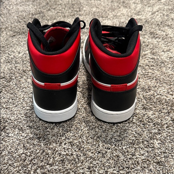 Jordan Men's Black, Red, and White Sneakers - Picture 4 of 5